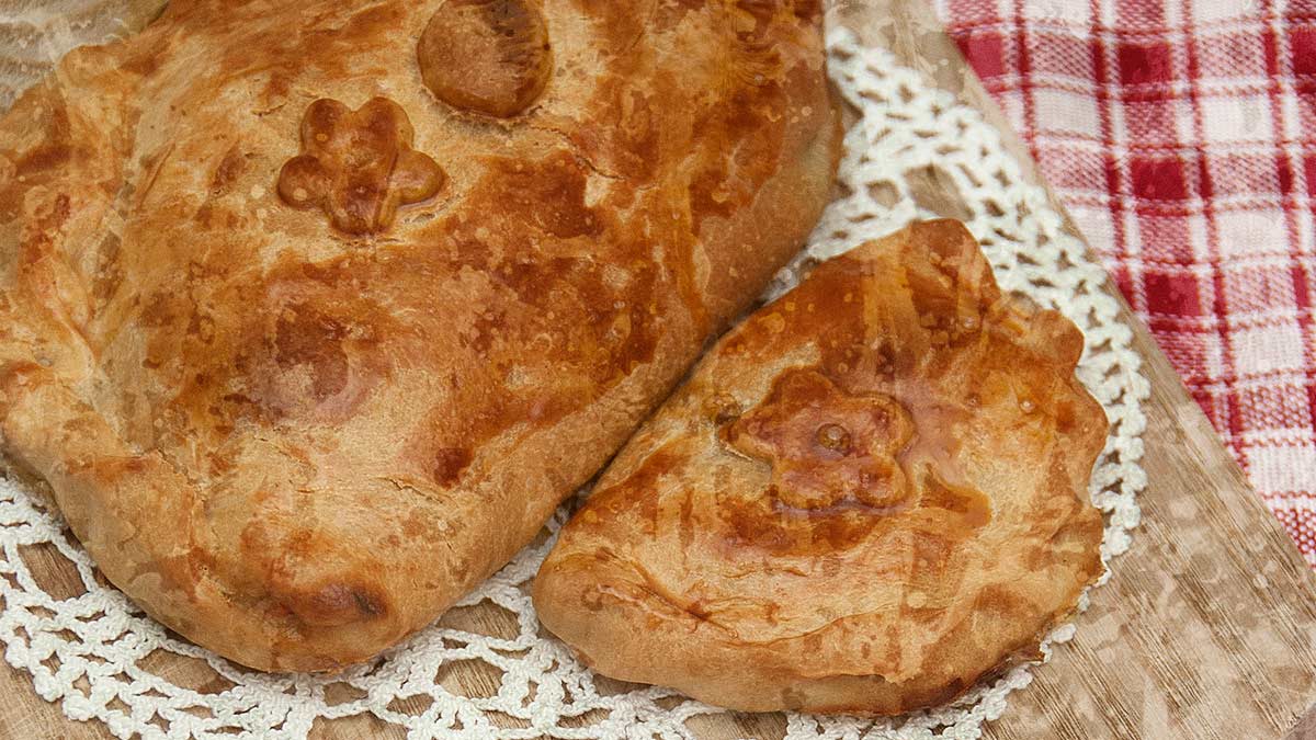 Homemade Chicken & Leek Pasties » Coffee & Vanilla